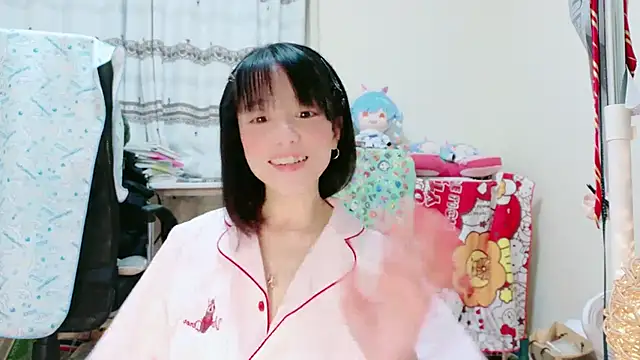 Snapshot of renapiyon8182 chatting on January 20, 7:25 pm renapiyon8182 online show from January 20, 7:25 pm