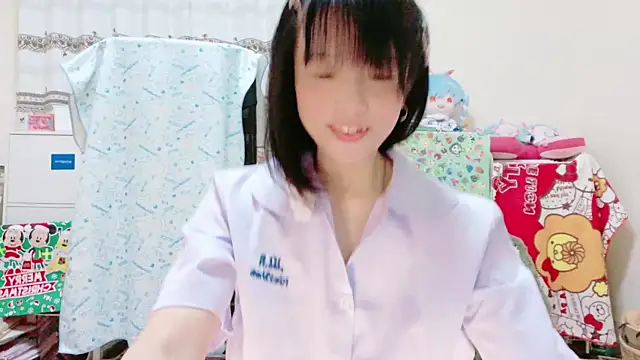 Snapshot of renapiyon8182 chatting on January 23, 7:29 pm renapiyon8182 online show from January 23, 7:29 pm