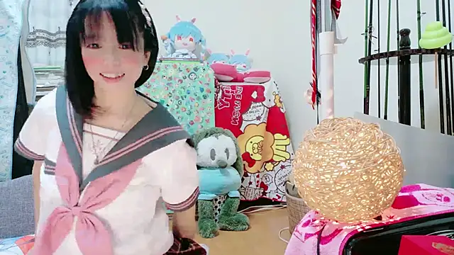 Snapshot of renapiyon8182 chatting on February 12, 7:24 pm renapiyon8182 online show from February 12, 7:24 pm