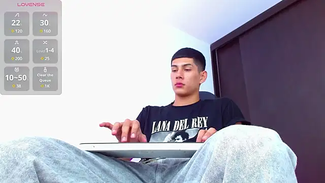 Valerio 20 online show from February 17, 7:53 pm