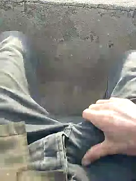 Snapshot of murokkk31 chatting on January 24, 11:37 am murokkk31 online show from January 24, 11:37 am