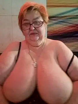 Snapshot of Awn290668 chatting on January 9, 8:33 pm Awn290668 online show from January 9, 8:33 pm