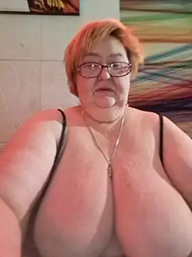 Snapshot of Awn290668 chatting on January 22, 8:18 am Awn290668 online show from January 22, 8:18 am