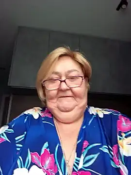 Snapshot of Awn290668 chatting on November 3, 6:58 am Awn290668 online show from November 3, 6:58 am