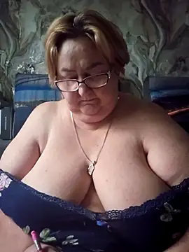 Snapshot of Awn290668 chatting on November 27, 7:43 am Awn290668 online show from November 27, 7:43 am