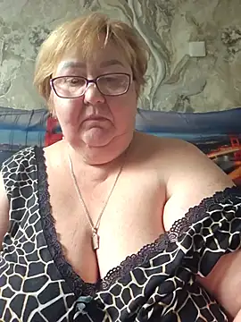 Snapshot of Awn290668 chatting on June 12, 5:28 am Awn290668 online show from June 12, 5:28 am