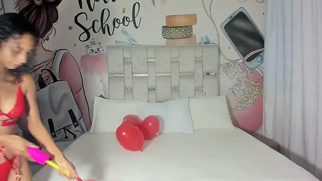 EMMA SWEETT1 online show from February 14, 12:47 pm