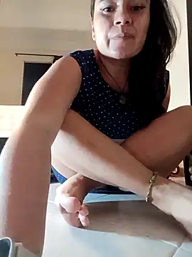 carlajames  online show from October 7, 11:46 pm