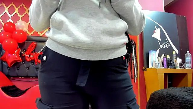 Mistressviictoria online show from February 5, 11:23 am