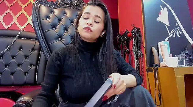 Mistressviictoria online show from March 18, 2:37 pm