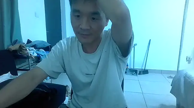 Snapshot of kisstoyousoon2024 chatting on March 17, 6:42 pm kisstoyousoon2024 online show from March 17, 6:42 pm