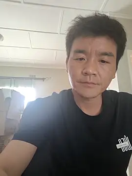 Snapshot of kisstoyousoon2024 chatting on December 15, 12:20 pm kisstoyousoon2024 online show from December 15, 12:20 pm