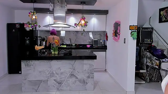 vicky wendy hot sexx online show from July 1, 4:14 am