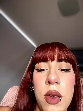 veronicaapink online show from November 12, 6:52 pm