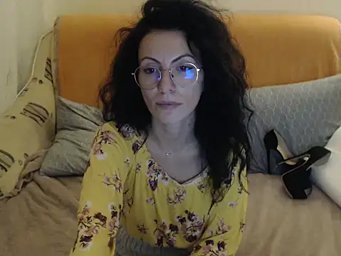 Emmatoo online show from October 29, 8:32 pm