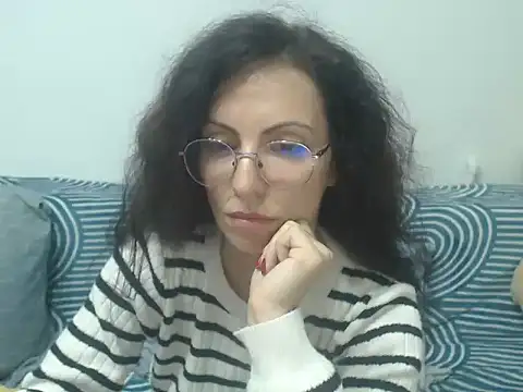 Emmatoo online show from April 30, 8:57 pm