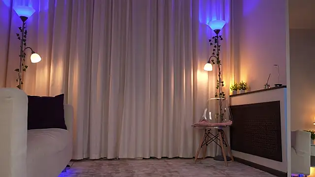 Snapshot of Amely_Young chatting on May 14, 1:12 am Amely Young online show from May 14, 1:12 am