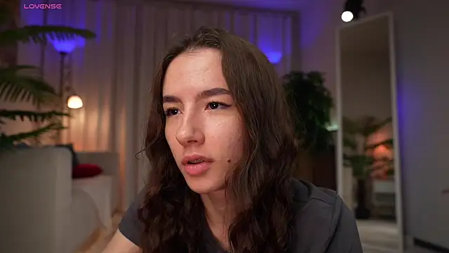 Snapshot of Amely_Young chatting on July 9, 1:31 am Amely Young online show from July 9, 1:31 am