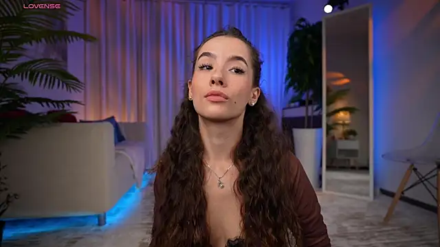 Snapshot of Amely_Young chatting on August 7, 3:52 am Amely Young online show from August 7, 3:52 am