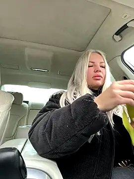 Jessy Jo online show from November 21, 6:45 am