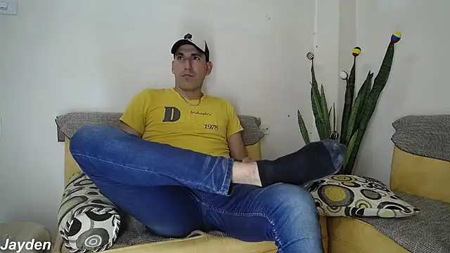 Snapshot of jayydenandjacob chatting on November 6, 7:15 pm jayydenandjacob online show from November 6, 7:15 pm