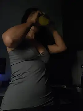 Pamela Rosal online show from November 19, 2:22 am