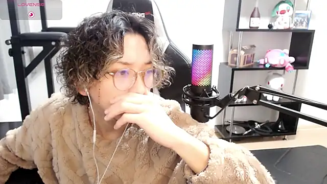 Snapshot of Shizukuu chatting on March 9, 4:27 am Shizukuu online show from March 9, 4:27 am