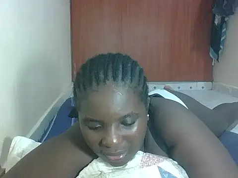 Snapshot of hotebbbyy chatting on May 2, 6:35 pm hotebbbyy online show from May 2, 6:35 pm
