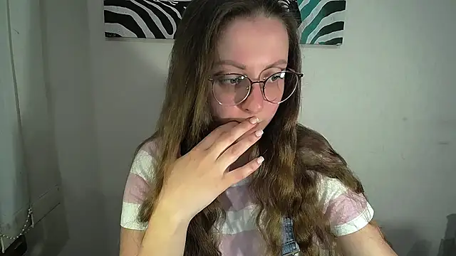 Snapshot of _Annabelle_Lee chatting on June 18, 6:46 am Annabelle Lee online show from June 18, 6:46 am