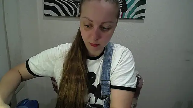Snapshot of _Annabelle_Lee chatting on June 19, 5:56 am Annabelle Lee online show from June 19, 5:56 am