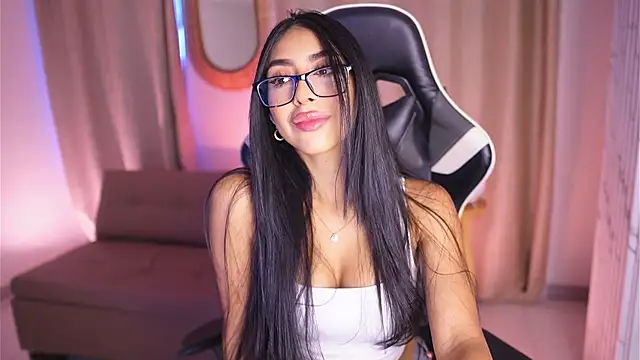 Sara albrecht online show from January 14, 12:45 pm