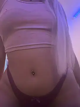Snapshot of Sweet_MaryJane2 chatting on June 25, 5:34 am Sweet MaryJane2 online show from June 25, 5:34 am