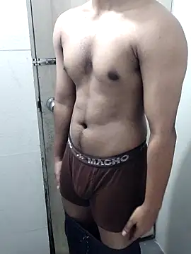 Snapshot of hottboy_39 chatting on November 20, 9:09 am hottboy 39 online show from November 20, 9:09 am