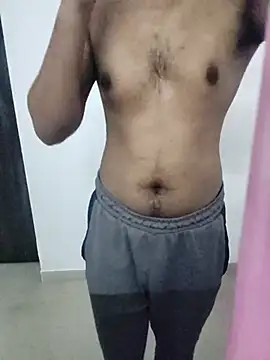 Snapshot of hottboy_39 chatting on July 1, 3:19 am hottboy 39 online show from July 1, 3:19 am