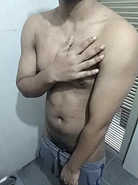 Snapshot of hottboy_39 chatting on July 22, 6:49 am hottboy 39 online show from July 22, 6:49 am