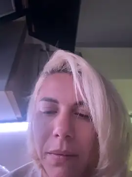 Snapshot of tanyagrey chatting on June 11, 6:00 am tanyagrey online show from June 11, 6:00 am