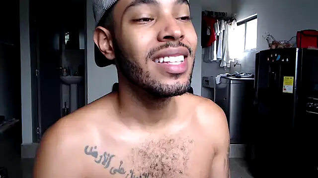 Snapshot of colinbrown chatting on May 8, 12:54 pm colinbrown online show from May 8, 12:54 pm