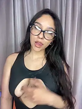 ThaliaRivera  online show from March 14, 1:59 am