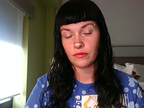 Marcelinegoddess online show from December 17, 12:54 pm