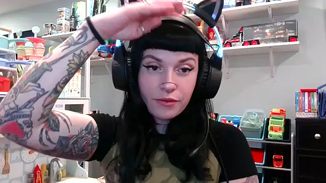 Marcelinegoddess online show from February 15, 5:19 am