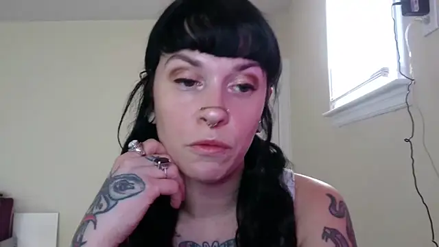 Snapshot of Marcelinegoddess chatting on February 2, 5:11 pm Marcelinegoddess online show from February 2, 5:11 pm