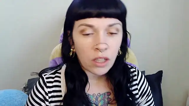 Snapshot of Marcelinegoddess chatting on March 28, 5:34 pm Marcelinegoddess online show from March 28, 5:34 pm