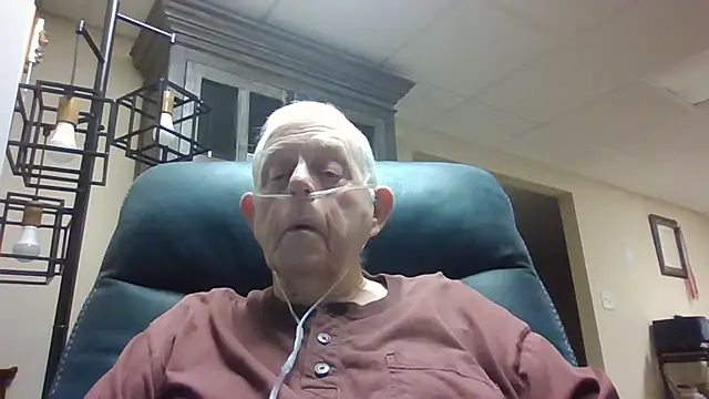 Snapshot of bootlegmanz chatting on November 3, 3:57 pm bootlegmanz online show from November 3, 3:57 pm