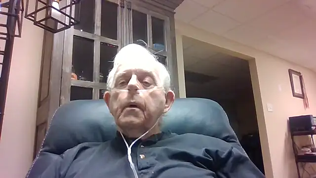 bootlegmanz online show from February 15, 7:10 pm