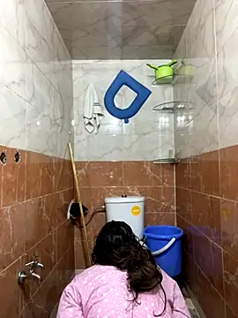 Snapshot of Marewa12 chatting on November 15, 2:35 pm Marewa12 online show from November 15, 2:35 pm