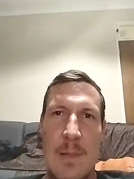 Snapshot of TheSouthernKing chatting on December 23, 8:36 pm TheSouthernKing online show from December 23, 8:36 pm