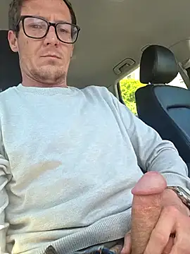 Snapshot of TheSouthernKing chatting on October 23, 10:25 am TheSouthernKing online show from October 23, 10:25 am