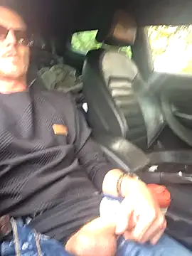 Snapshot of TheSouthernKing chatting on March 4, 1:39 pm TheSouthernKing online show from March 4, 1:39 pm