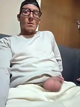 Snapshot of TheSouthernKing chatting on March 18, 9:51 pm TheSouthernKing online show from March 18, 9:51 pm