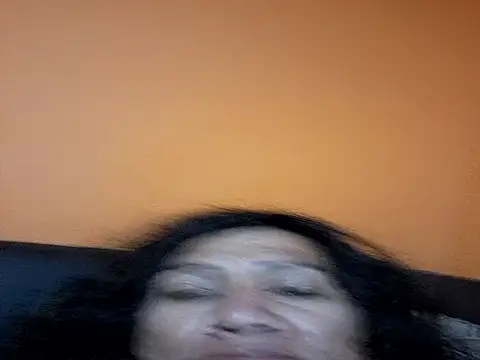 miicheele32 online show from December 3, 3:54 pm